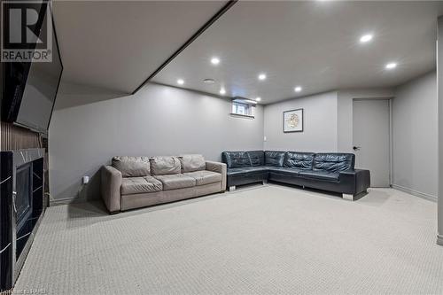 71 Stonepine Crescent, Hamilton, ON - Indoor Photo Showing Other Room