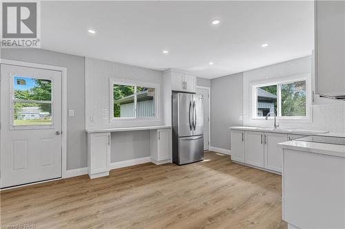 2940 3 Highway, Port Colborne, ON - Indoor Photo Showing Kitchen