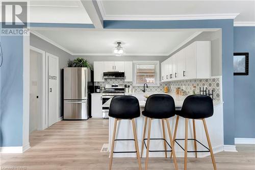 Kitchen - 77 Inchlee Drive, Hamilton, ON - Indoor Photo Showing Kitchen