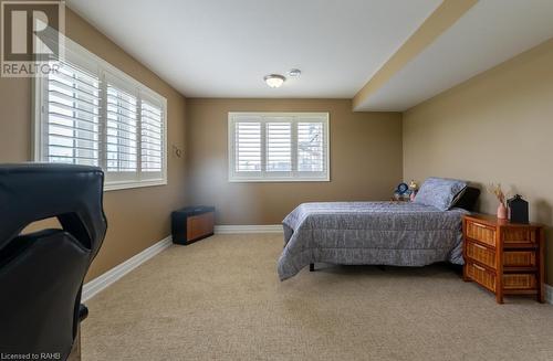 11 Alexander Boulevard, Haldimand, ON - Indoor Photo Showing Bedroom