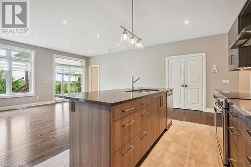 5622 Ironwood Street Unit# 1, Niagara Falls, ON - Indoor Photo Showing Kitchen