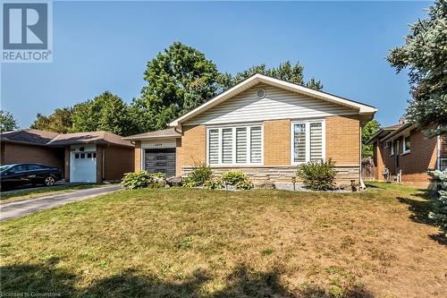 2479 Exeter Crescent, Burlington, ON - Outdoor