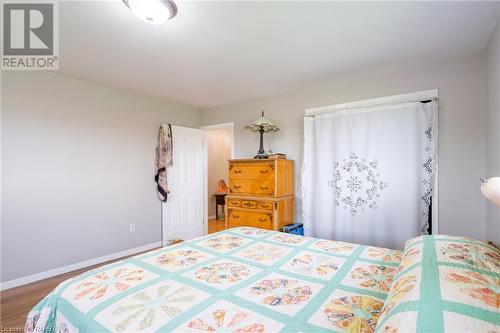 488 Townline Road, Niagara-On-The-Lake, ON - Indoor Photo Showing Bedroom