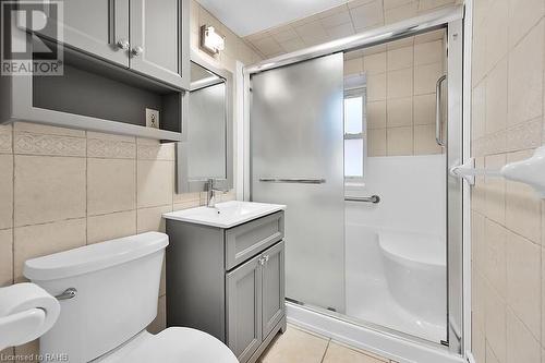 9 Grant Boulevard Unit# 107, Dundas, ON - Indoor Photo Showing Bathroom