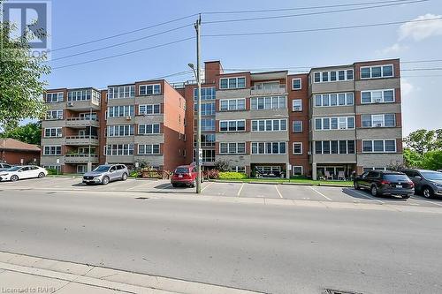 9 Grant Boulevard Unit# 107, Dundas, ON - Outdoor With Facade