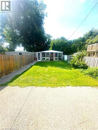 204 Picton Street E, Hamilton, ON - Outdoor With Backyard