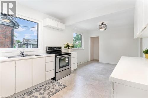 40 Robroy Avenue, Hamilton, ON - Indoor Photo Showing Kitchen With Double Sink