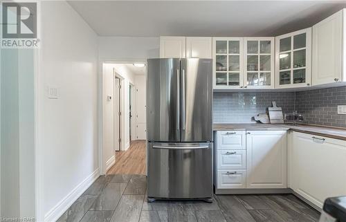 31 Academy Street, Ancaster, ON - Indoor Photo Showing Kitchen