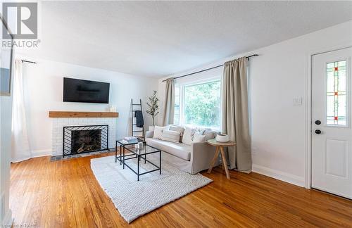 31 Academy Street, Ancaster, ON - Indoor Photo Showing Living Room With Fireplace