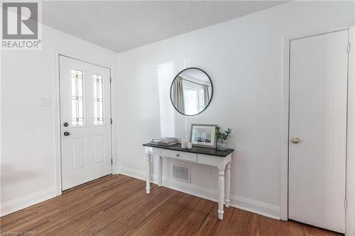 31 Academy Street, Ancaster, ON - Indoor Photo Showing Other Room