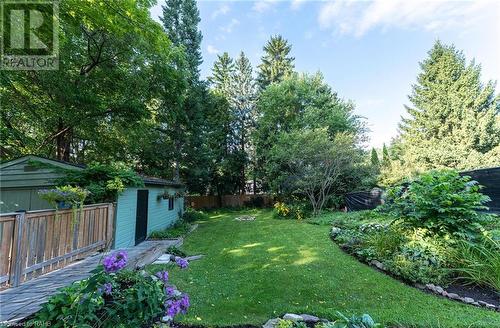 31 Academy Street, Ancaster, ON - Outdoor