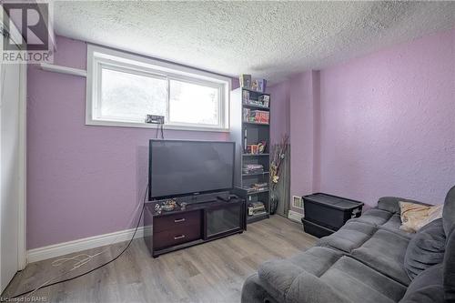 4553 Sussex Drive, Niagara Falls, ON - Indoor Photo Showing Living Room