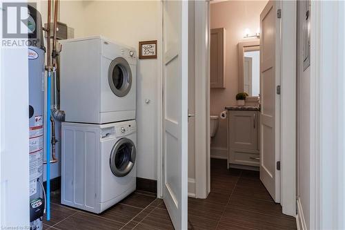 397 King Street W Unit# 207, Dundas, ON - Indoor Photo Showing Laundry Room