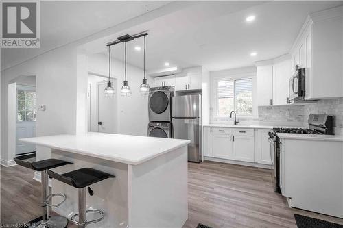 27 East 26Th Street, Hamilton, ON - Indoor Photo Showing Kitchen With Stainless Steel Kitchen With Upgraded Kitchen