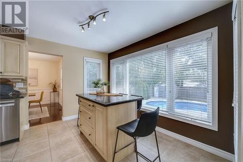 1228 Hammond Street, Burlington, ON - Indoor Photo Showing Kitchen