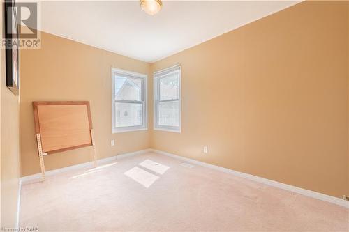 325 Simpson Avenue, Welland, ON - Indoor Photo Showing Other Room