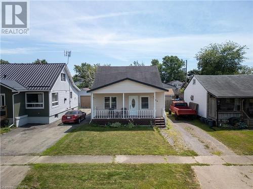 325 Simpson Avenue, Welland, ON - Outdoor With Deck Patio Veranda With Facade