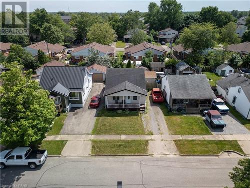 325 Simpson Avenue, Welland, ON - Outdoor