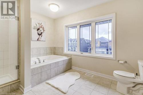 81 Hawick Crescent, Caledonia, ON - Indoor Photo Showing Bathroom