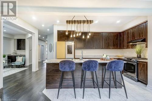 81 Hawick Crescent, Caledonia, ON - Indoor Photo Showing Kitchen With Upgraded Kitchen