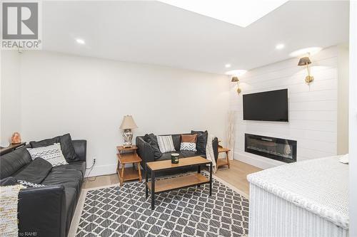 385 Westwood Avenue, Crystal Beach, ON - Indoor Photo Showing Living Room With Fireplace