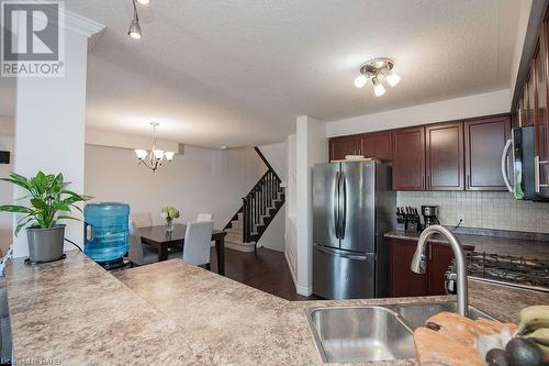 334 Pinehill Drive, Stoney Creek, ON - Indoor Photo Showing Kitchen With Double Sink