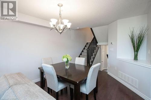 334 Pinehill Drive, Stoney Creek, ON - Indoor Photo Showing Dining Room