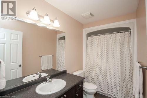 334 Pinehill Drive, Stoney Creek, ON - Indoor Photo Showing Bathroom