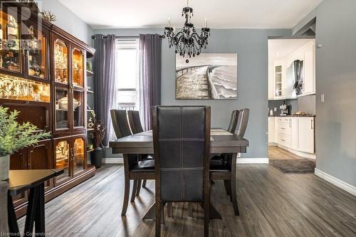 6 Peter Street, Hamilton, ON - Indoor Photo Showing Dining Room