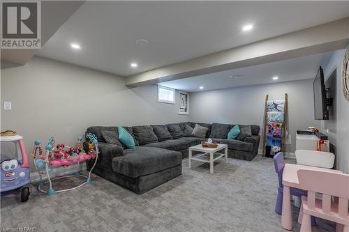 38 Jacobson Avenue, St. Catharines, ON - Indoor Photo Showing Basement