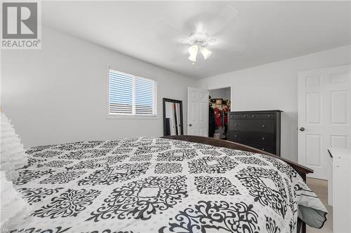 24 Gershwin Court, Hamilton, ON - Indoor Photo Showing Bedroom