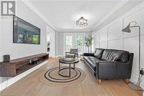 2107 Country Club Drive, Burlington, ON - Indoor Photo Showing Living Room