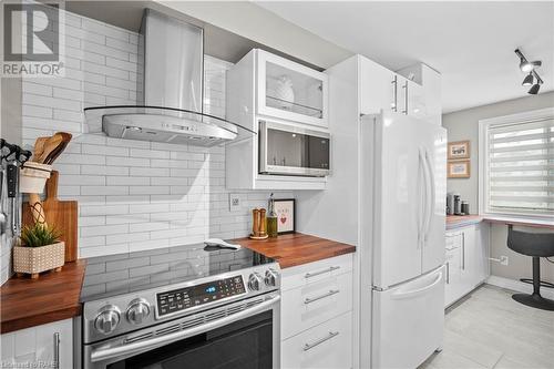 145 Ironwood Road, Guelph, ON - Indoor Photo Showing Kitchen