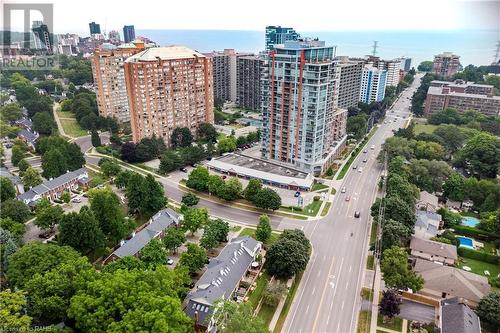 A short walk to Spencer Smith Park - 1275 Maple Crossing Boulevard Unit# 12, Burlington, ON - Outdoor With View