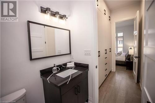 11 Primrose Street, Pelham, ON - Indoor Photo Showing Bathroom