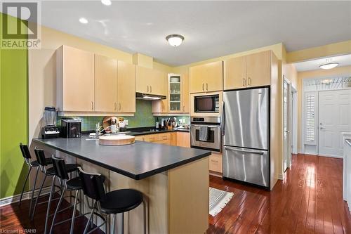 99 Willowlanding Court, Welland, ON - Indoor Photo Showing Kitchen