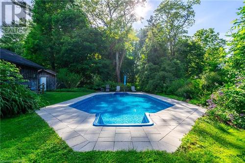 956 Lynden Road, Hamilton, ON - Outdoor With In Ground Pool With Backyard