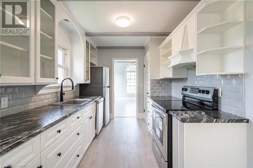 728 Gorham Road, Ridgeway, ON - Indoor Photo Showing Kitchen With Upgraded Kitchen