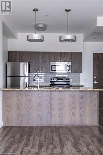 112 King Street E Unit# 1003, Hamilton, ON - Indoor Photo Showing Kitchen With Stainless Steel Kitchen With Upgraded Kitchen