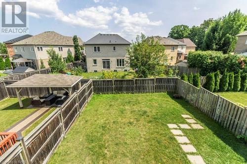 16 Newport Crescent, Hamilton, ON - Outdoor