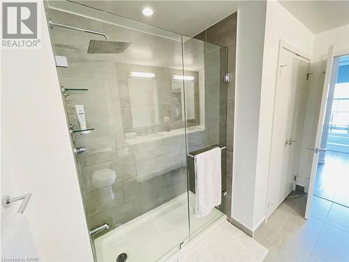 2530 Eglinton Avenue W Unit# 109, Mississauga, ON - Indoor Photo Showing Bathroom