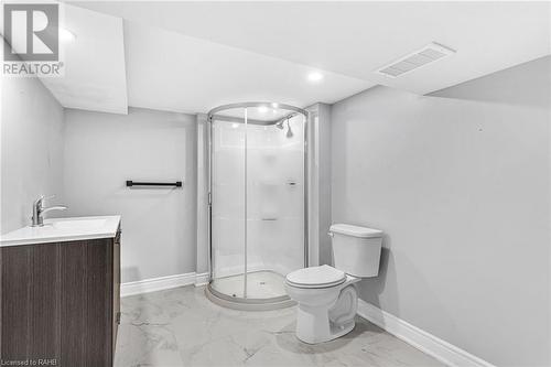 146 Craigroyston Road, Hamilton, ON - Indoor Photo Showing Bathroom