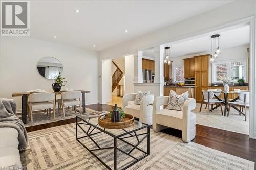 3099 Ferguson Drive, Burlington, ON - Indoor Photo Showing Living Room