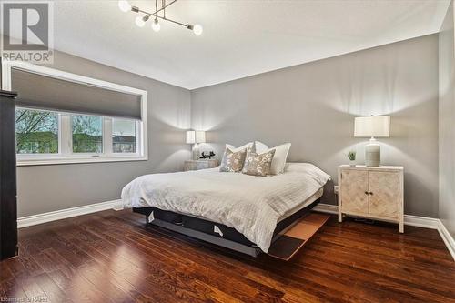 3099 Ferguson Drive, Burlington, ON - Indoor Photo Showing Bedroom