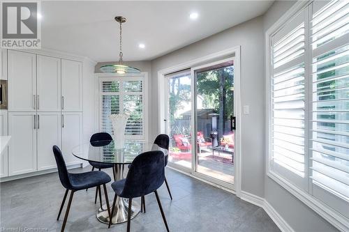 463 Wicklow Road, Burlington, ON - Indoor Photo Showing Dining Room