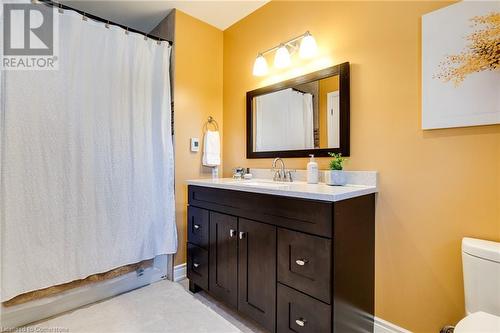 463 Wicklow Road, Burlington, ON - Indoor Photo Showing Bathroom