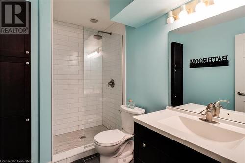 463 Wicklow Road, Burlington, ON - Indoor Photo Showing Bathroom