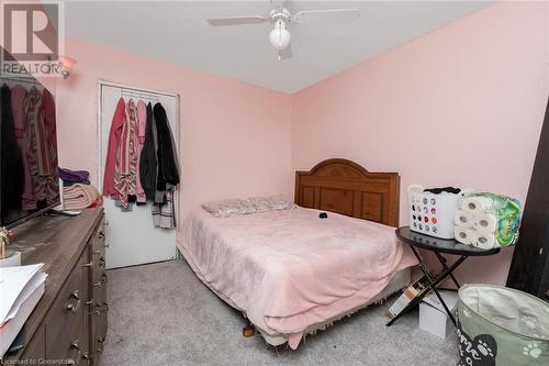 236 Grosvenor Avenue N, Hamilton, ON - Indoor Photo Showing Bedroom