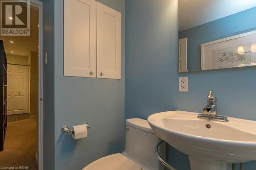 40 Robinson Street Unit# 307, Hamilton, ON - Indoor Photo Showing Bathroom