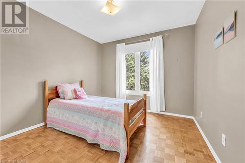 740 Greenhill Avenue, Hamilton, ON - Indoor Photo Showing Bedroom